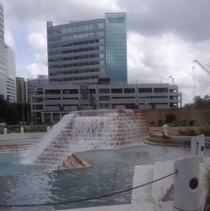 Meet your Posher, Felecia